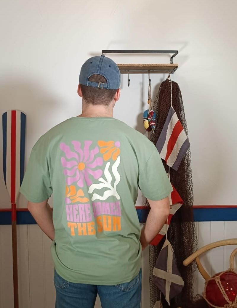 Camiseta here comes the sun verde caqui | Sottovento