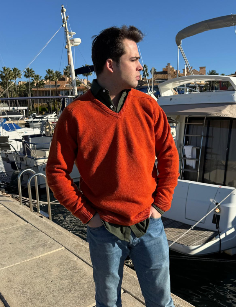 Pullover mit V-Ausschnitt aus Lambswool orange | Sottovento